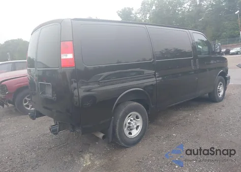 2018 Chevrolet Express 2500 Work Van из США, поврежденный, VIN 1GCWGAFP0J1250723